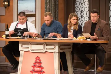 Predfinale: odsad natjecatelje ocjenjuju sva četiri člana žirija!