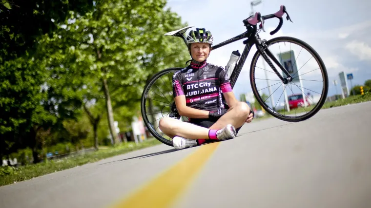 Prva hrvatska profesionalna biciklistkinja slomila 11 kosti, ali tu ne staje - cilj su joj OI u Tokiju!