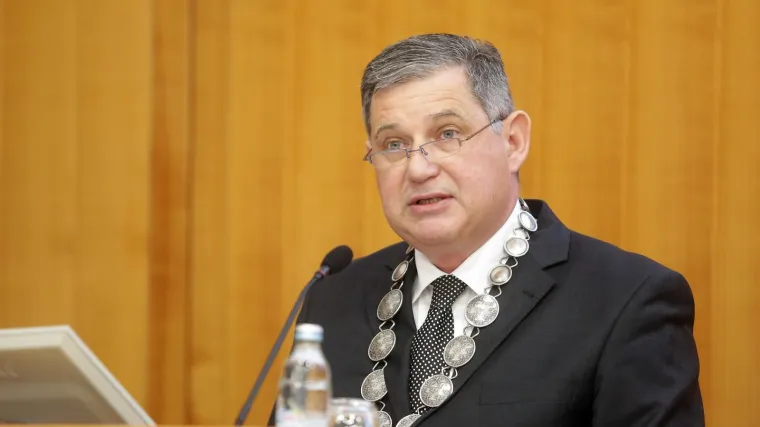 Odvjetnička komora osumnjičila &Scaron;avorića, Smrčeka i Doličkog za sukob interesa