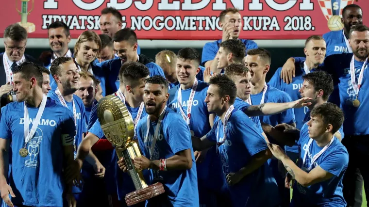 Ovako je izgledala proslava u svlačionici hrvatskog prvaka i osvajača Kupa