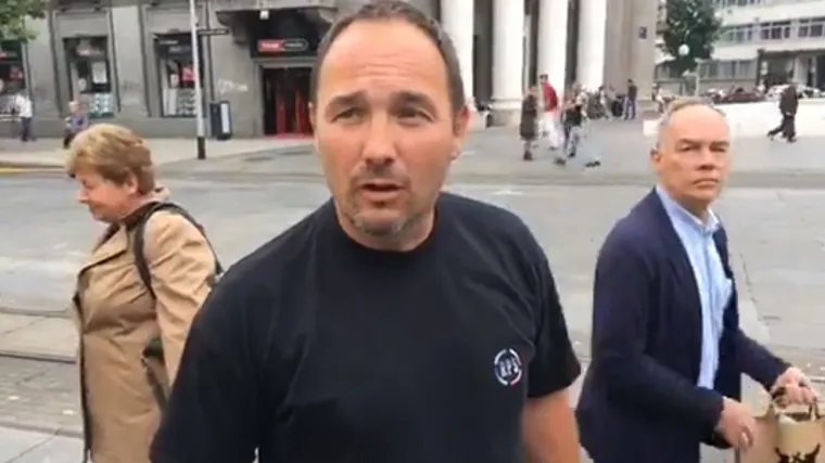 Prodavač jagoda derao se na Pernara i Živozida&scaron;e jer su ih besplatno dijelili građanima