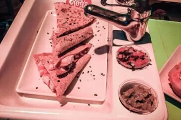 MODERNI RESTORANI MOGU POTPUNO UNIŠTITI APETIT: Umjesto korištenja tanjura, izmišljaju toplu vodu