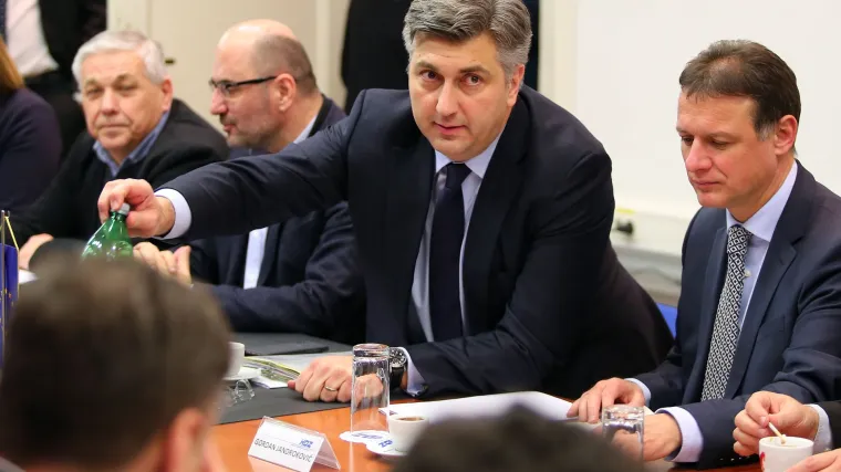 Sini&scaron;a Hajda&scaron; Dončić i Peđa Grbin prijavili premijera Povjerenstvu za odlučivanje o sukobu interesa