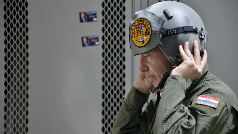 VIDEO, FOTO Krstičević u SAD-u letio u F-16: 'Zaista je moćan zrakoplov, Hrvatska je donijela najbolju odluku'
