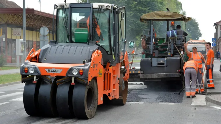 Pijani mladić se u gluho doba noći bezbrižno vozikao zadarskim ulicama u - valjku