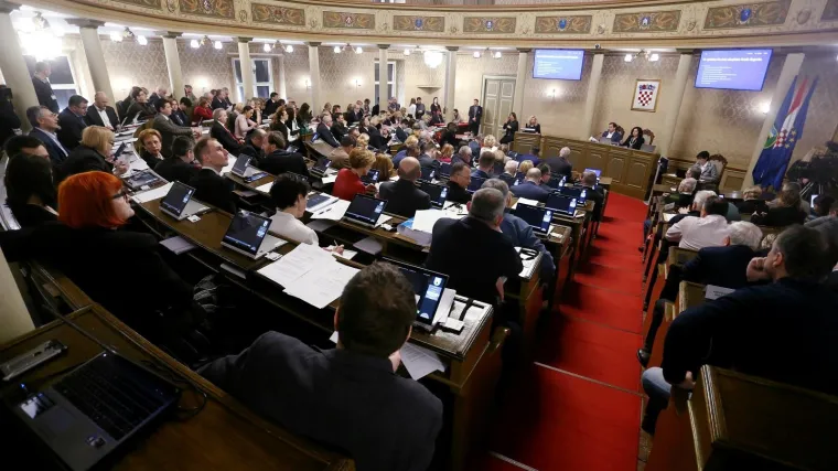 Usvojili Plan gospodarenja otpadom, raspravljali, pa opet prekinuli sjednicu zagrebačke Gradske skup&scaron;tine