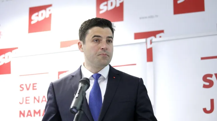 &Scaron;ef SDP-a reagirao na izjave sa Izvje&scaron;tajnog sabora HDZ-a: 'Bolje snimati selfije nego pljačkati Hrvatsku'