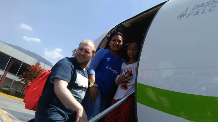 Nakon dvije godine pritvora Venezuela oslobodila Josha Holta: 'Na putu je za SAD'