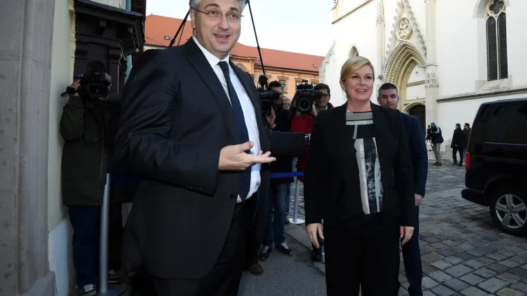 Predsjednica iskoristila ustavne ovlasti pa Plenkoviću uputila zahtjev za sjednicu Vlade: evo o čemu će se pričati