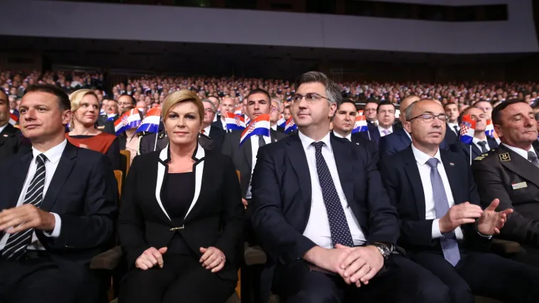 Predsjednica: 'Od Vlade smo vidjeli samo parcijalne demografske mjere'