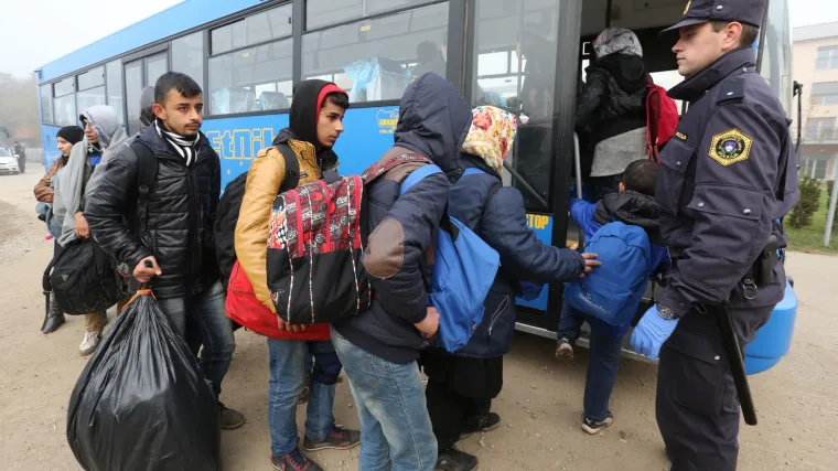 Udruga 'Are You Syrious' upozorava: 'Tražitelje azila nasilno tjeraju u Srbiju'