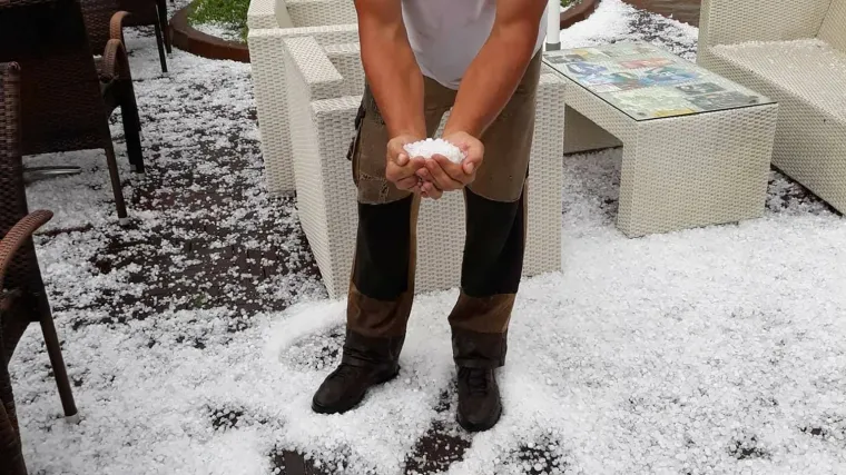 Snažno nevrijeme praćeno tučom pogodilo sjeverozapadnu Hrvatsku