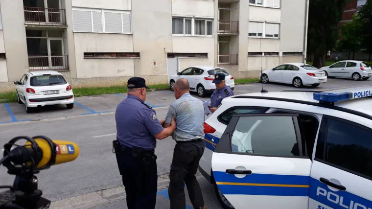 VIDEO, FOTO RTL na licu mjesta: otkrivamo tko je krijumčar iz Srba i istražujemo - za&scaron;to se gađanje vježba samo dvaput godi&scaron;nje?