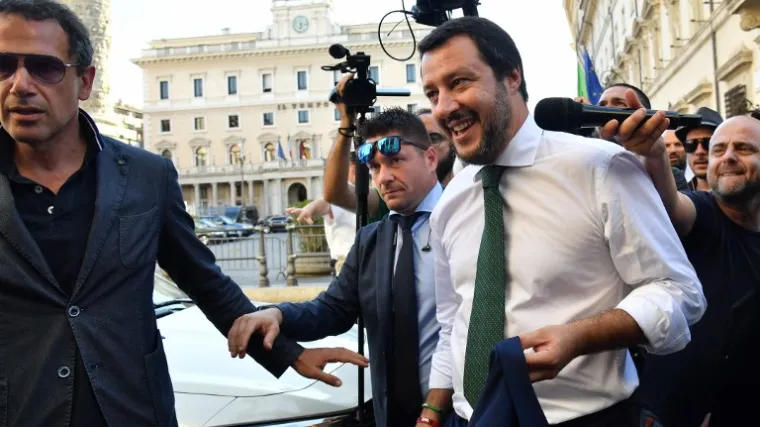 'Vrijeme je da počnete pakirati kofere'