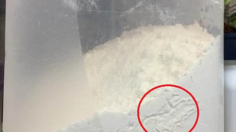 FOTO, VIDEO Vidite li vi prijetnju u ovoj posudi s bra&scaron;nom? Naizgled bezazlena fotografija zgrozila domaćinstva