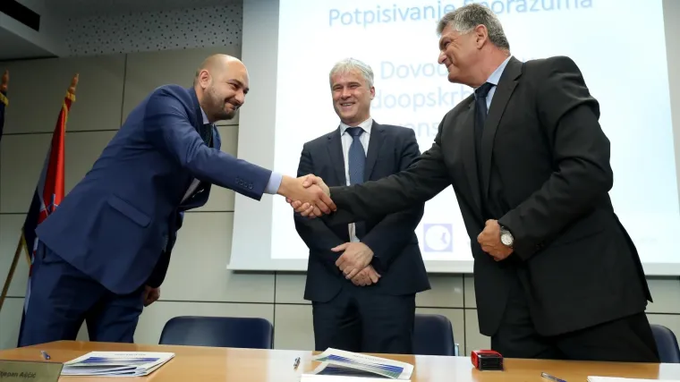 Potpisan Sporazum Hrvatskih voda, slavonskobrodskog i vinkovačkog vodovoda o razvoju vodoopskrbnog sustava