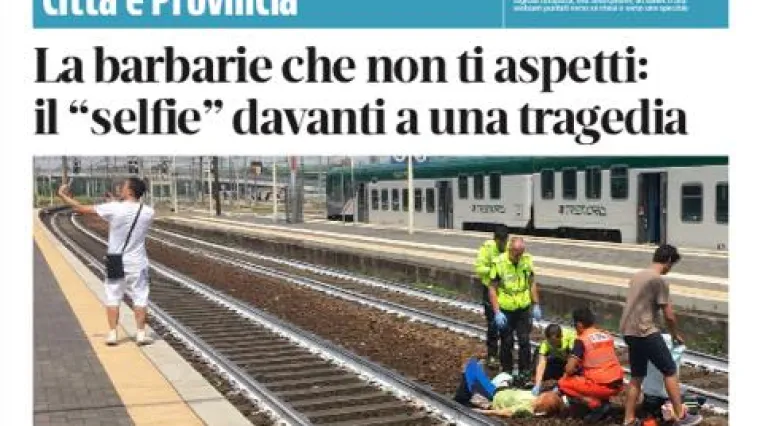 'Jesmo li izgubili osjećaj etike?': mu&scaron;karac snimao selfie sa žrtvom željezničke nesreće