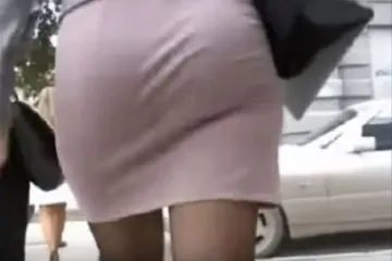 Snimke objavio, pa se očito iznenadio kad su ga uhvatili na djelu: 'Lizao bih je'