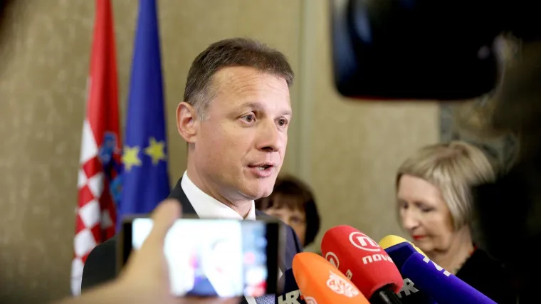 'Nije to čistka, nema povjerenja i to je logična odluka Plenkovića'