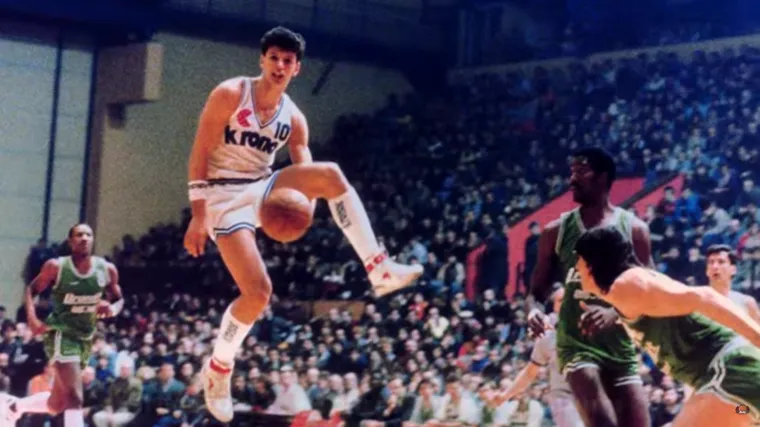 Na današnji dan Dražen Petrović je gađao svoje posljednje trice