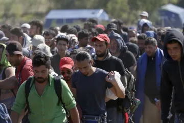 Varaju ih krijumčari, muče bolesti, spavaju gdje stignu: Bili smo u najvećem migrantskom hotspotu u BiH