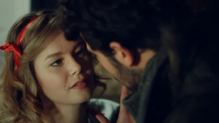 Kerim treba Hulijinu pomoć kako bi se pobrinuo za svoje dijete (Djevojka sa sela)