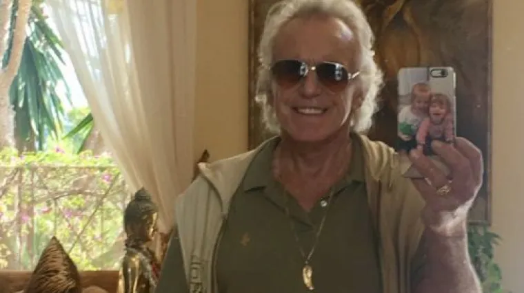 Slavni Peter Stringfellow u tajnosti vodio životnu bitku protiv raka