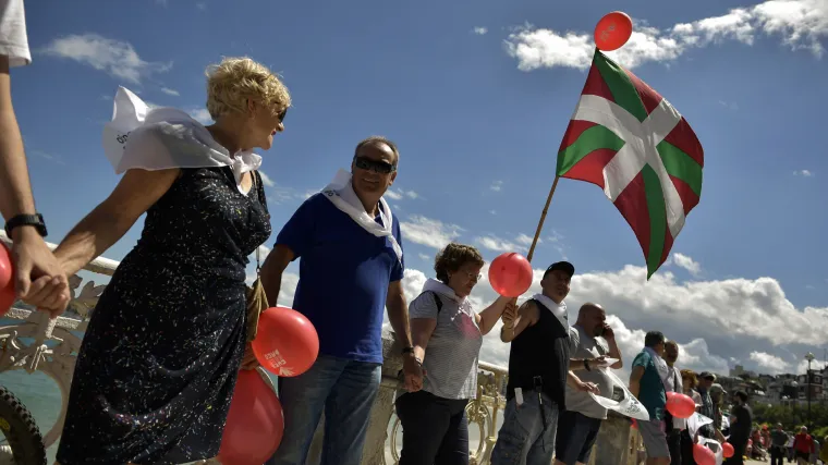 Pozivaju na referendum o neovisnosti: Baski napravili 202 km dugačak ljudski lanac