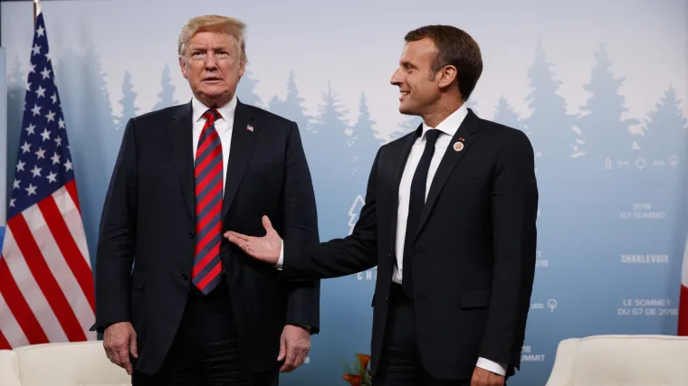 VIDEO Macron čvrstim stiskom uzvratio Trumpu za rukovanje od 29 sekundi