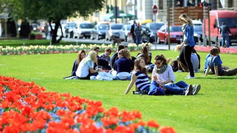 Svaki drugi srednjo&scaron;kolac vidi svoju budućnost izvan Hrvatske!