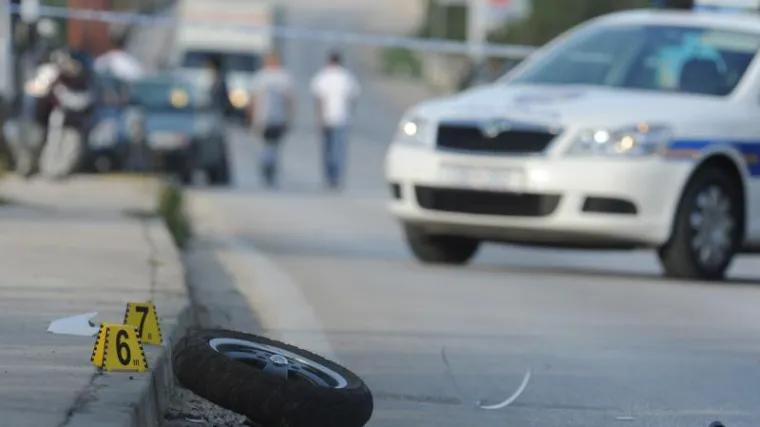 Te&scaron;ko ozlijeđena 8-godi&scaron;njakinja: pri sudaru, jedan automobil naletio na nju dok je pje&scaron;ačila