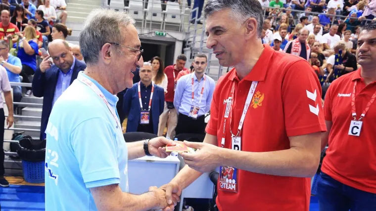 Rukometa&scaron;i otputovali u Crnu Goru: 'Ne dolazimo braniti prednost, nego igrati i pobijediti'