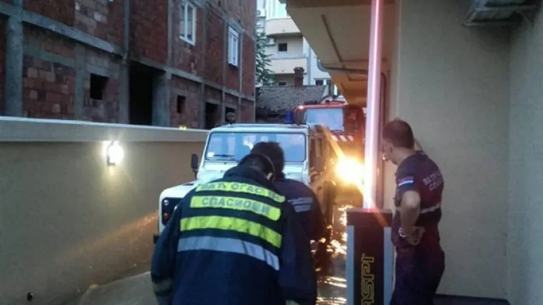 Si&scaron;ao u garažu preparkirati automobil pa se ondje utopio