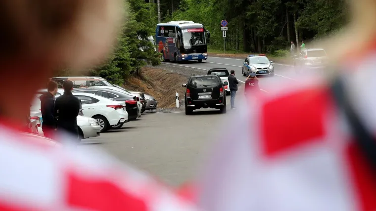 Mnogi političari putuju u Rusiju, ali jedan ministar se posebno istaknuo navijanjem: 'Neka idu kao vojnici'