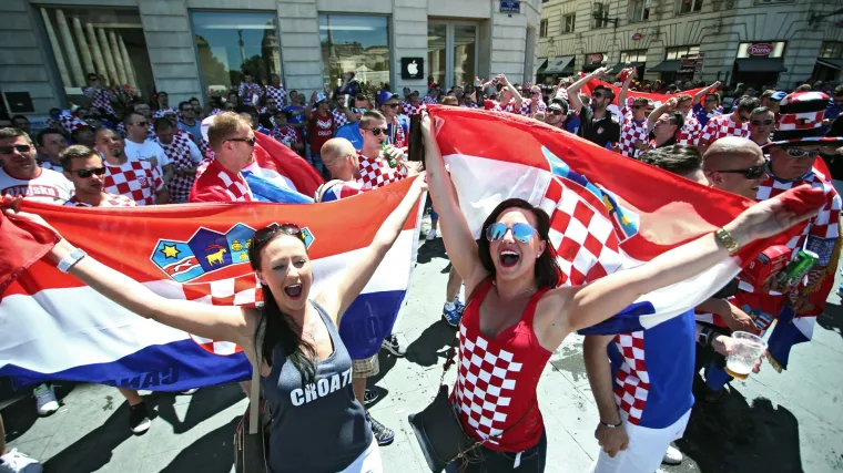 Navijačka vremenska prognoza: &Scaron;to od rekvizita večeras ponijeti, kockaste ki&scaron;obrane ili samo kratke majice?