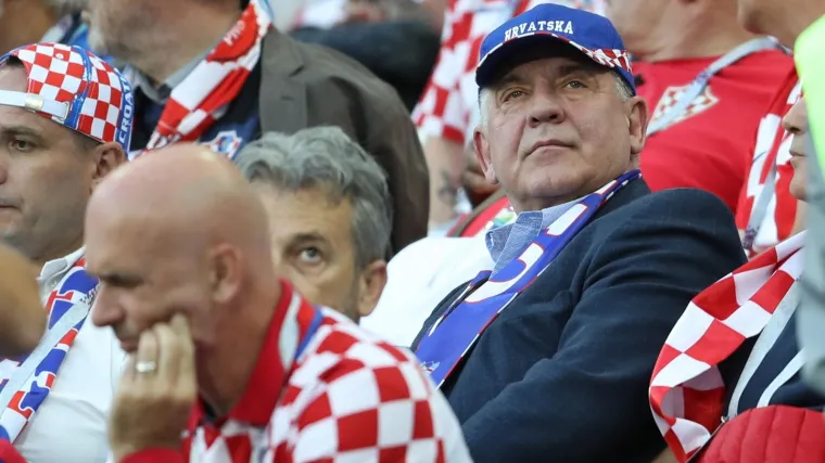 Evo kako je biv&scaron;i premijer bodrio Vatrene