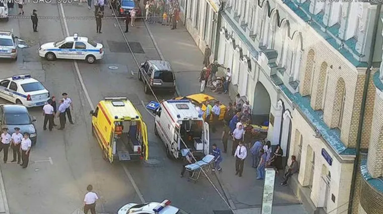 Vozač koji je pregazio ljude u Moskvi nije terorist, već taksist koji je zaspao za volanom