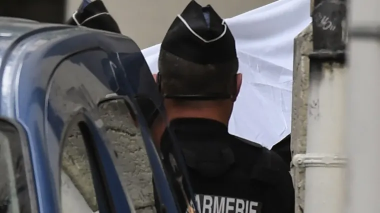 Žena vikala 'Allahu Albar' i nožem ranila dvoje u trgovačkom centru