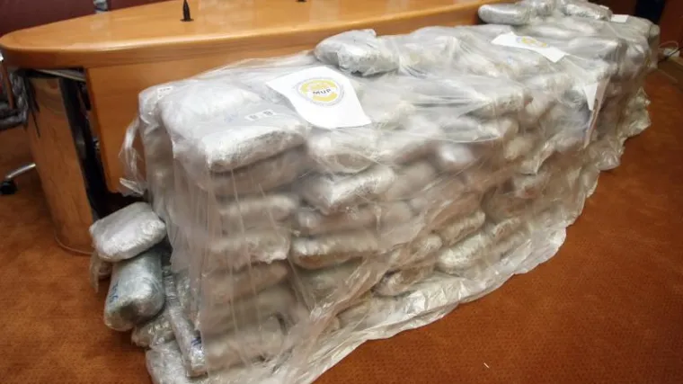 Iz BiH u Hrvatsku prevozila 10 kilograma marihuane: 35-godi&scaron;njakinji prijeti zatvor u trajanju do 12 godina