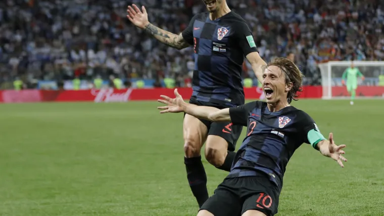 Nogometne legende bez teksta na pogodak na&scaron;eg kapetana: 'Modrić je već godinama najbolji veznjak svijeta, točka!'