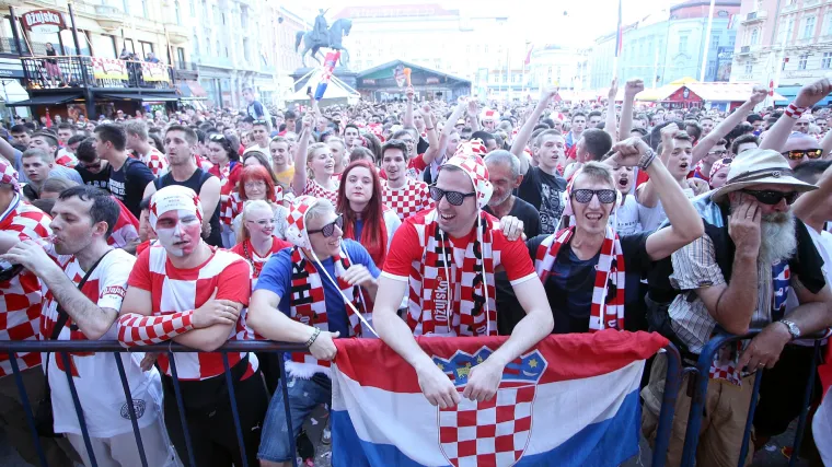 Navijači u zraku, izbornik i igrači čvrsto na zemlji! Dalić otkriva: Protiv Islanda petoricu ostavlja u svlačionici