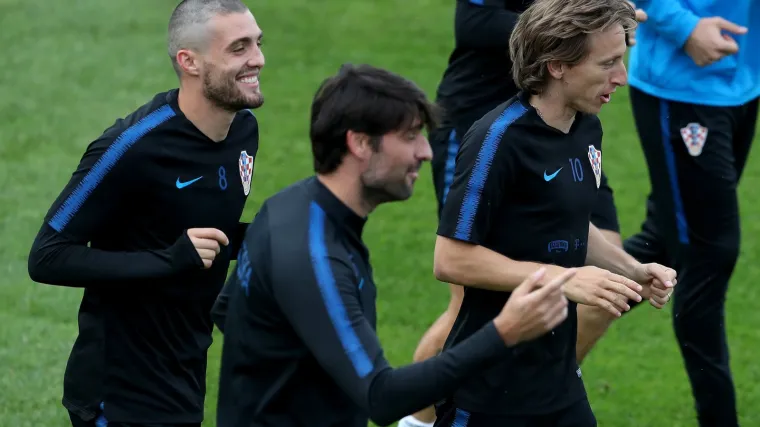 Kova pokazao novu frizuru, a Mandžo dobro smjestio Lovrenu