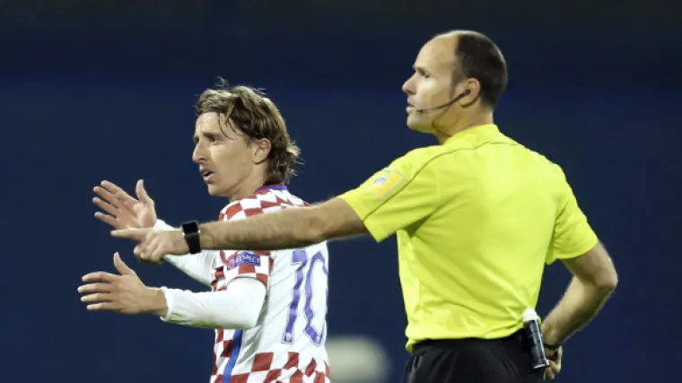 Poznat sudac susreta Hrvatska - Island: &Scaron;panjolac Lahoz Vatrenima je u dobrom sjećanju iz kvalifikacija