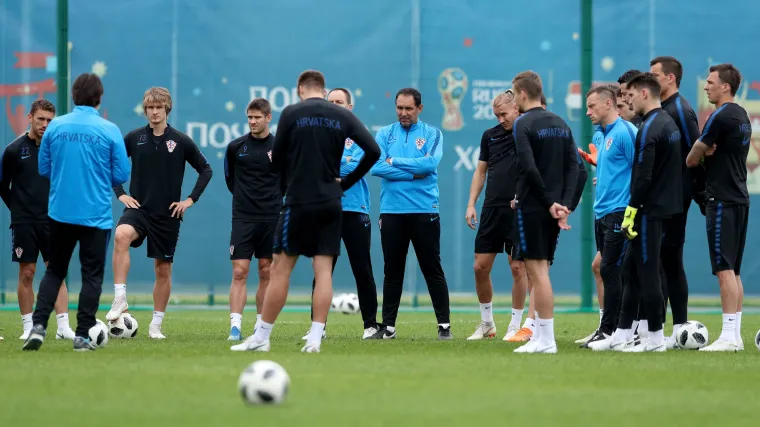 U taboru Vatrenih u Rusiji nikad bolja atmosfera: pogledajte kakvim se smicalicama zabavljaju na&scaron;i reprezentativci