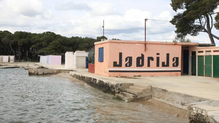 Na &scaron;ibenskoj plaži preminula slovenska državljanka od zastoja srca