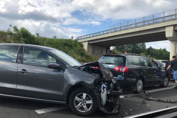 Ljudi se vraćaju s produženog vikenda, nesreća kod Karlovca, evo gdje se stvaraju kilometarske kolone