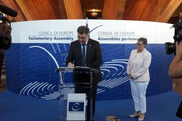 'Šešelj je bio agresivan i bezobrazan, dobio je zasluženi odgovor'