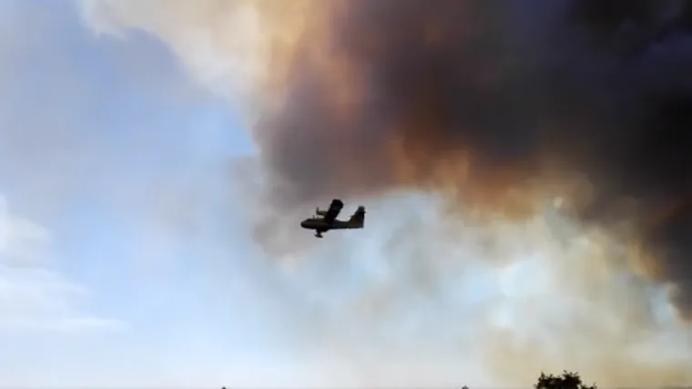 VIDEO, FOTO Požari u okolici &Scaron;ibenika lokalizirani: Kanader se vratio u bazu