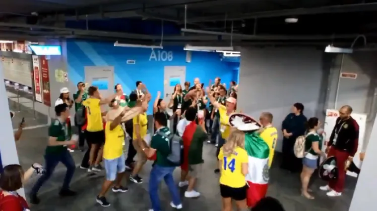 Pjesmom zapalili stadion u Kazanju i proslavili prolazak dalje!