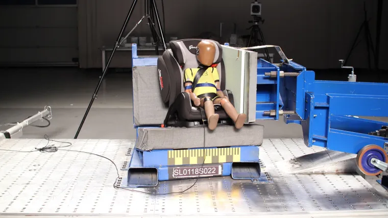 HAK-ov VELIKI TEST DJEČJIH AUTOSJEDALICA: Ova 4 modela su opasna za život vaših mališana - izbjegavajte ih!